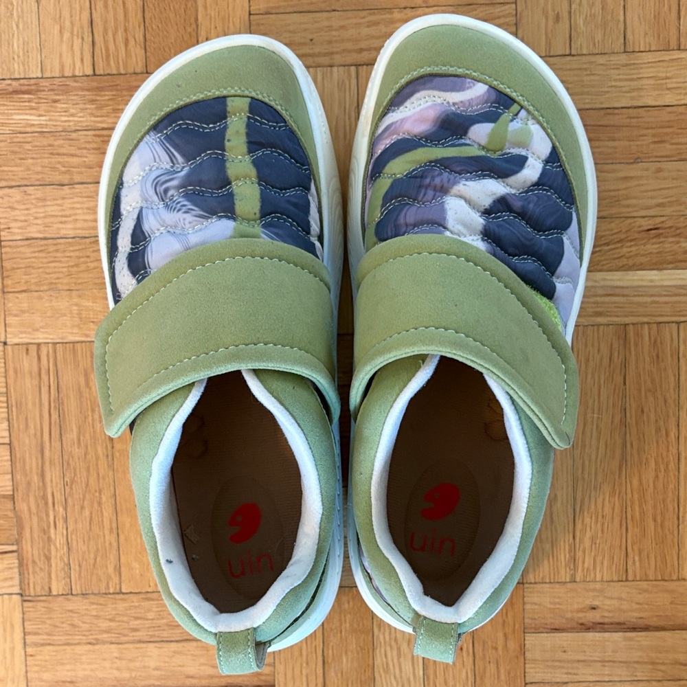 UIN Stylish Green and Blue Womens size 7 Shoes